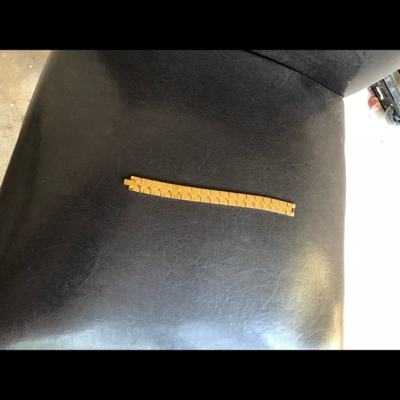 NW Yellow Gold over Stainless Steel Bracelet 8”L - Picture 4 of 4